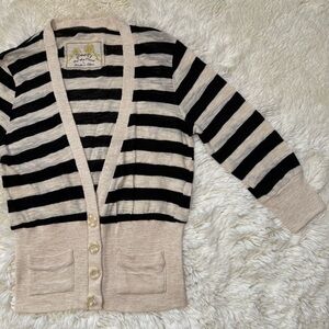 Poof! Black & Cream Striped V-Neck Buttoned 3/4 Sleeve Cardigan
